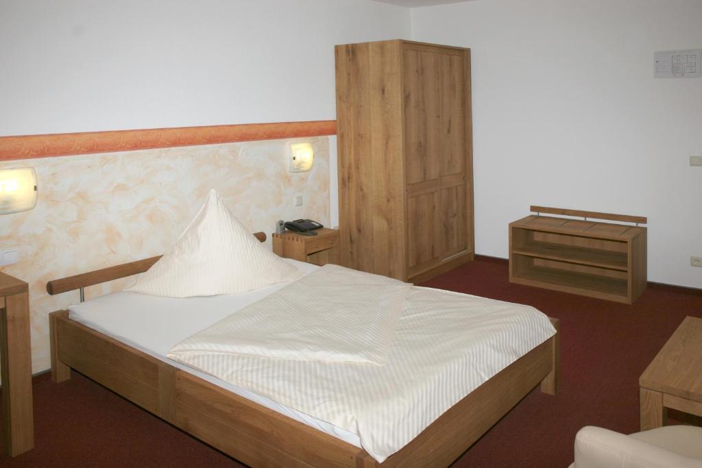 Hotel Flora Dormagen Ngoại thất bức ảnh